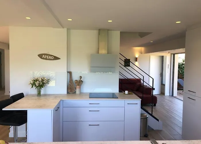 Modern 150m From The Atlantic Surf Villa