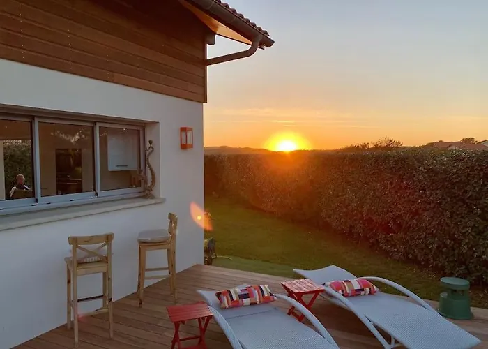 Villa Modern 150m From The Atlantic Surf