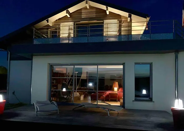 Modern 150m From The Atlantic Surf Villa *